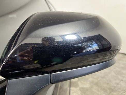 Used 2021 Toyota Camry SE image 13