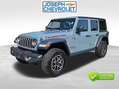 Used 2024 Jeep Wrangler Unlimited Rubicon AWD/4WD image 2