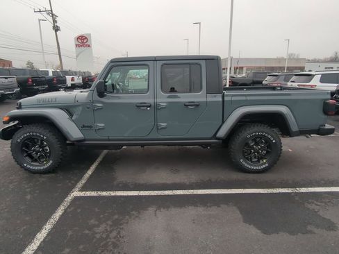 New 2026 Jeep Gladiator Sport AWD/4WD image 5