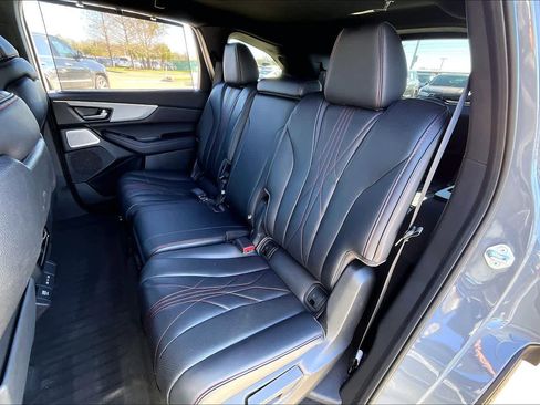 Used 2025 Acura MDX A-Spec image 18