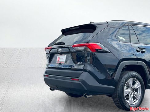 Certified 2025 Toyota RAV4 XLE FWD image 12