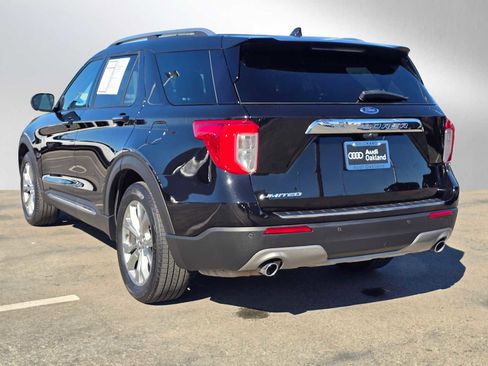 Used 2023 Ford Explorer Limited w/ Equipment Group 301A image 5