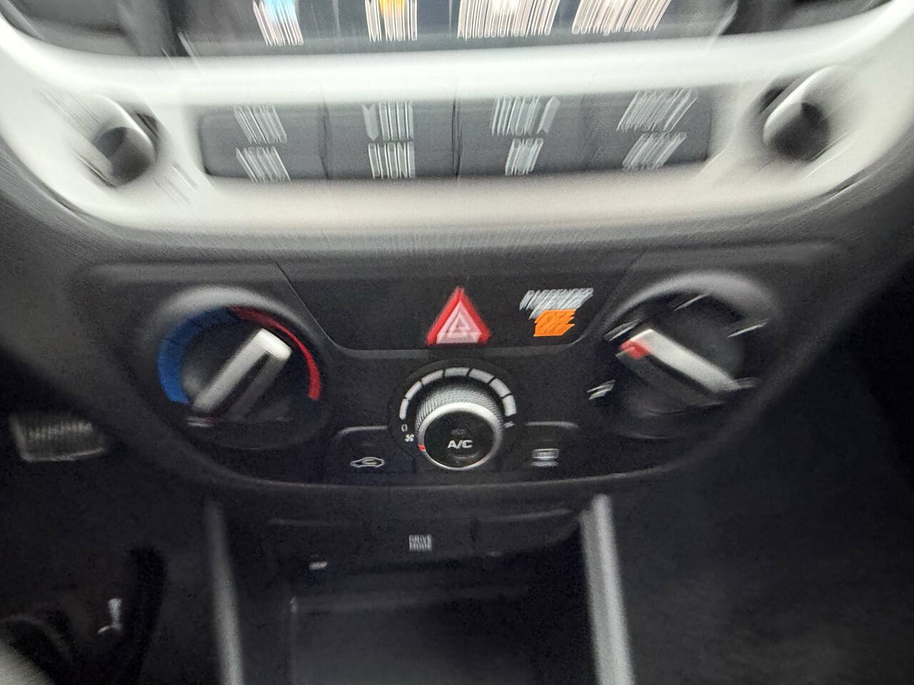 Used 2021 Hyundai Accent SEL FWD image 30