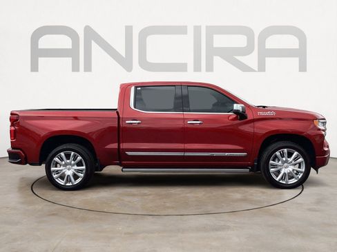 Used 2025 Chevrolet Silverado 1500 High Country image 13