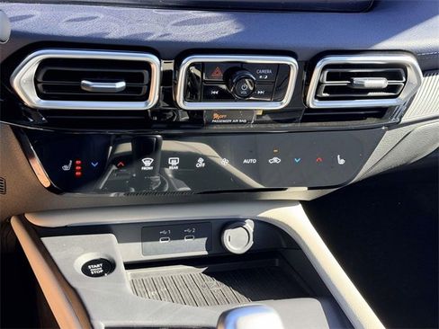 New 2026 Nissan Sentra SL w/ Floor Mat Package image 22