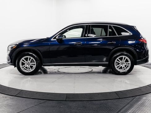 Used 2024 Mercedes-Benz GLC 300 GLC 300 w/ Driver Assistance Package image 4