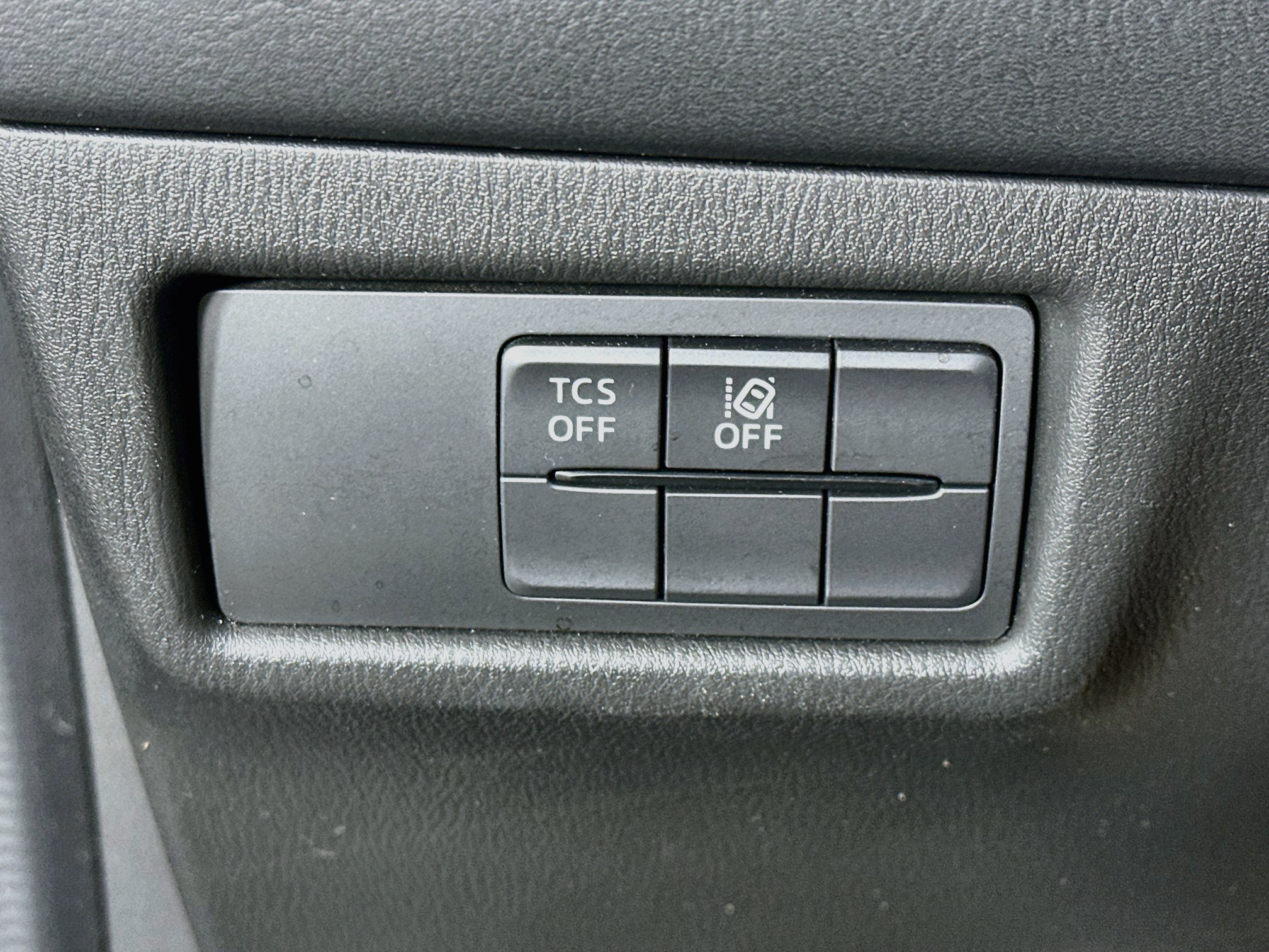 Used 2020 MAZDA CX-5 Touring FWD image 17