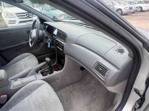 Used 2001 Nissan Altima GXE image 28