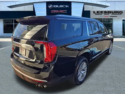Used 2023 GMC Yukon XL Denali image 7