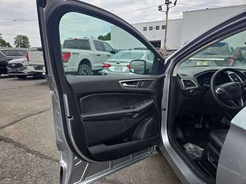 Used 2023 Ford Edge SEL w/ Convenience Package AWD/4WD image 5