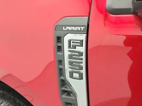 Used 2023 Ford F250 Lariat w/ Chrome Package image 35