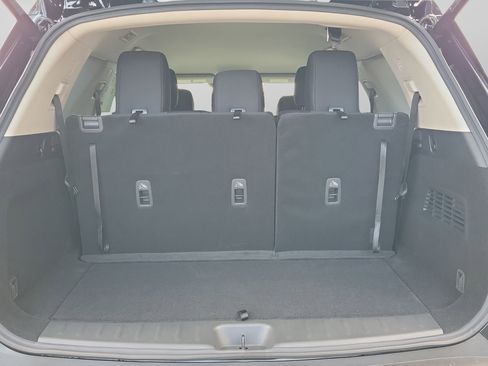 New 2025 Nissan Pathfinder SV image 9