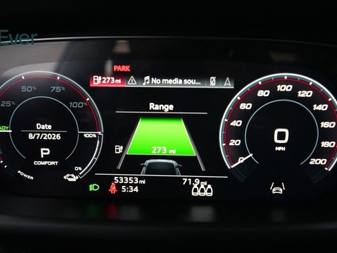 Used 2022 Audi RS e-tron GT w/ Carbon Performance Package AWD/4WD image 7