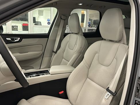 New 2026 Volvo XC60 B5 Ultra w/ Protection Package Premier image 23