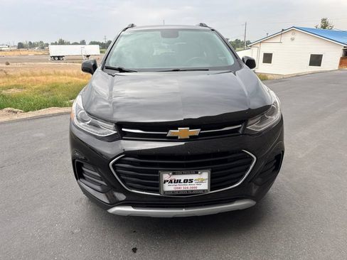 Used 2019 Chevrolet Trax LT w/ LT Convenience Package AWD/4WD image 2
