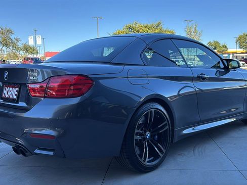 Used 2016 BMW M4 Convertible image 24