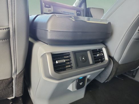 Used 2025 Ford F150 Lightning Flash AWD/4WD image 17