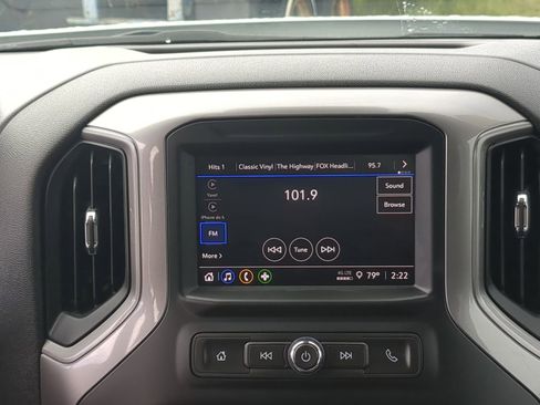 Certified 2022 Chevrolet Silverado 1500 Custom image 17