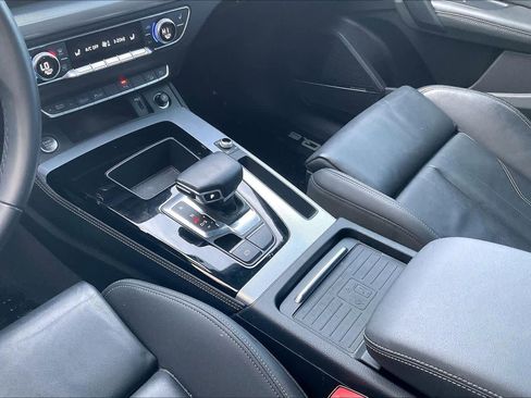 Used 2021 Audi Q5 2.0T Premium Plus image 16