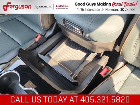 New 2026 GMC Yukon AT4 w/ AT4 Premium Package AWD/4WD image 37