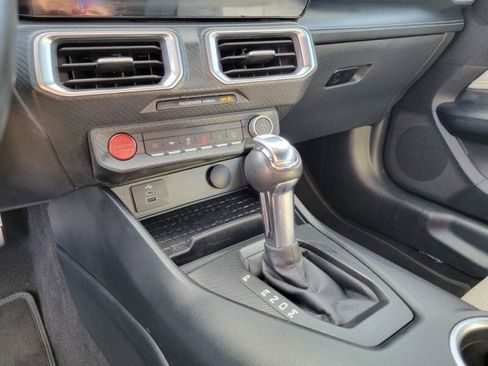 Used 2024 Ford Mustang GT Premium image 31