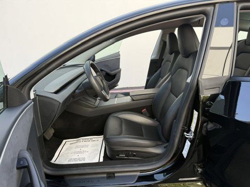 Used 2025 Tesla Model 3 Long Range AWD/4WD image 11
