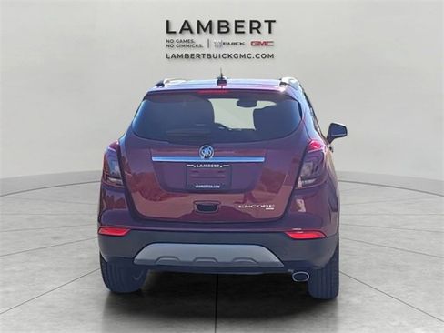 Used 2022 Buick Encore Preferred w/ Safety Package image 4