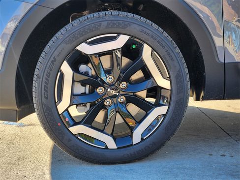 New 2025 Kia Telluride S image 7