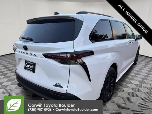 Used 2026 Toyota Sienna XLE Woodland Edition AWD/4WD image 8
