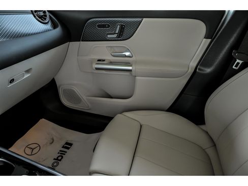 Certified 2026 Mercedes-Benz GLA 250 4MATIC image 21