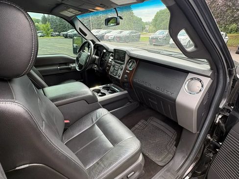 Used 2014 Ford F250 Lariat w/ Chrome Package AWD/4WD image 36