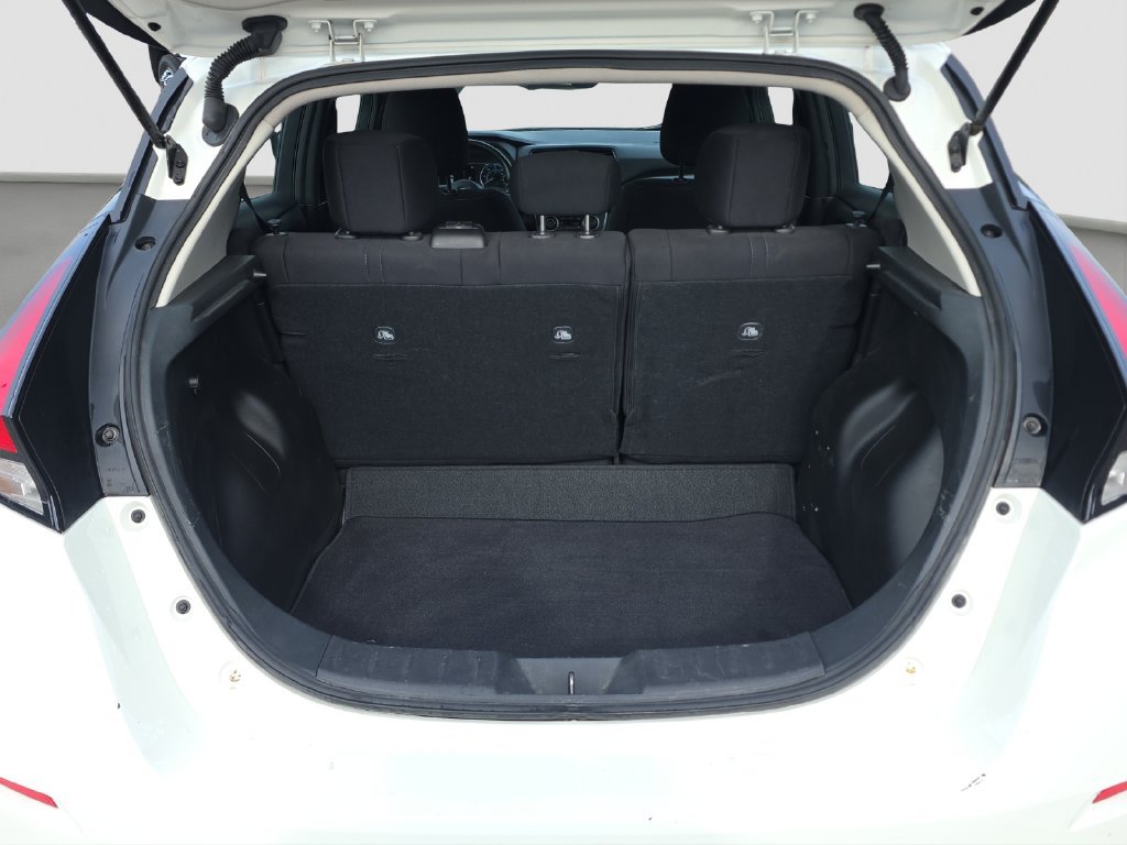 Used 2023 Nissan Leaf S FWD image 17