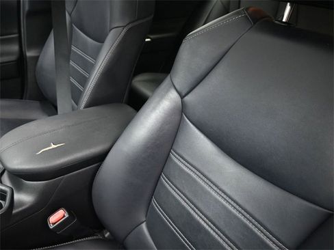 Used 2020 Toyota RAV4 XLE Premium image 20