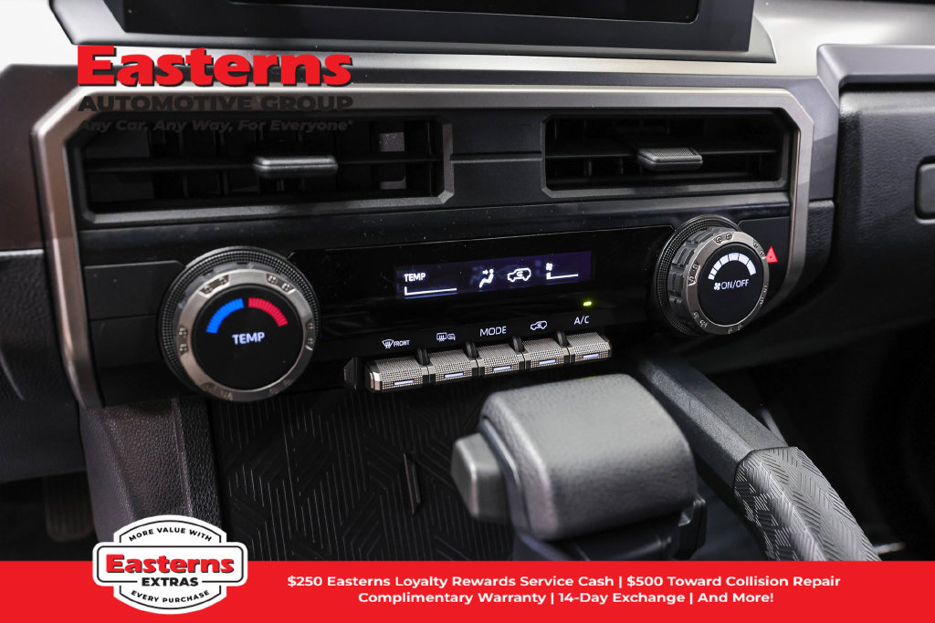 Used 2025 Toyota 4Runner SR5 AWD/4WD image 20