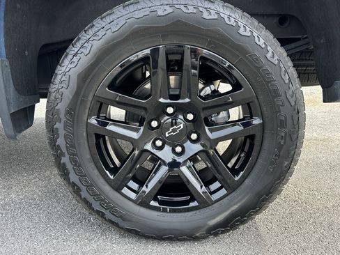 Certified 2024 Chevrolet Silverado 1500 Custom Trail Boss w/ Turbomax Blackout Package image 21