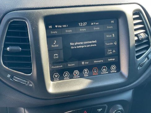 Used 2017 Jeep Compass Trailhawk image 18