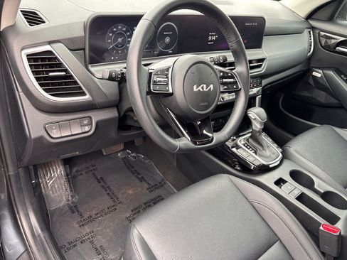 Used 2026 Kia Seltos SX w/ SX Sunroof Package AWD/4WD image 17