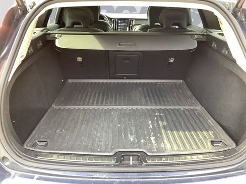 Used 2024 Volvo V60 B5 Cross Country Plus w/ Protection Package Premier image 14