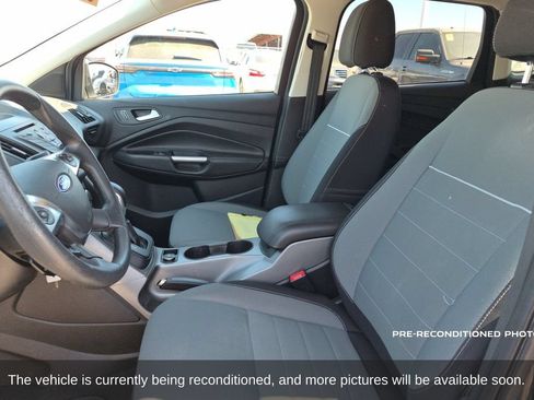 Used 2015 Ford Escape SE FWD image 9