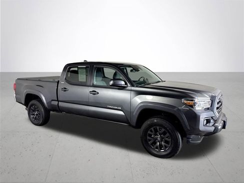 Used 2019 Toyota Tacoma SR5 image 4