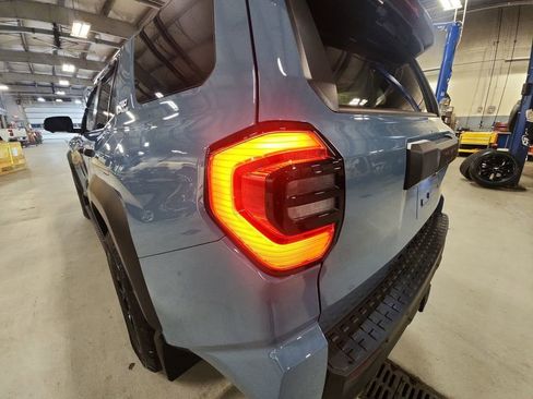 Used 2025 Toyota 4Runner TRD Off-Road Premium w/ Tow Technology Package AWD/4WD image 30