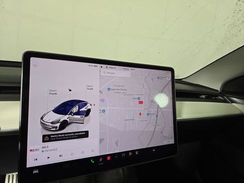 Used 2022 Tesla Model 3 Performance image 16