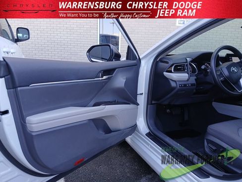 Used 2024 Toyota Camry LE FWD image 12