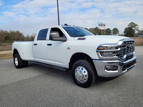 New 2026 RAM 3500 Tradesman image 14