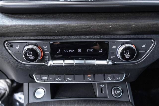 Used 2023 Audi Q5 2.0T Premium w/ Convenience Package AWD/4WD image 17