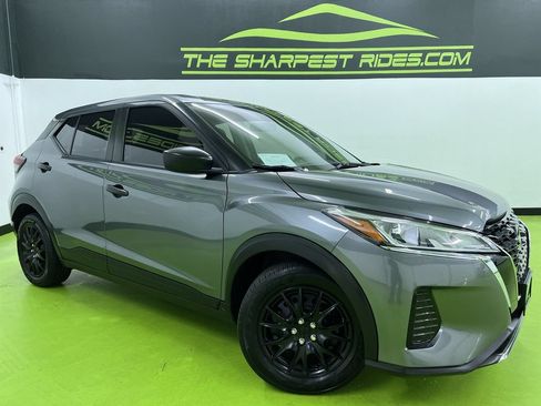 Used 2023 Nissan Kicks S FWD image 1