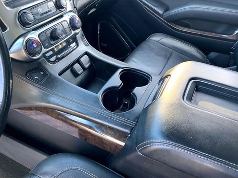 Used 2016 Chevrolet Tahoe LT image 18