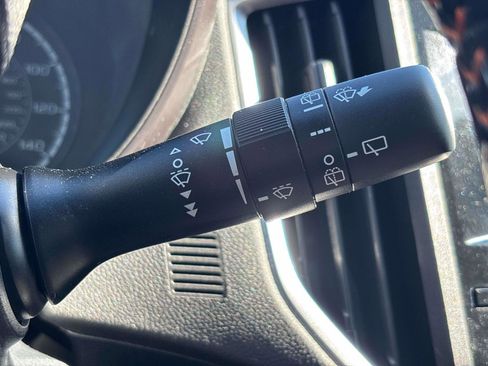 Used 2019 Subaru Crosstrek 2.0i Premium image 27