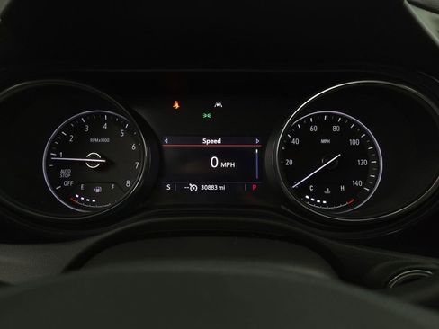 Used 2022 Buick Encore GX Preferred w/ Sport Touring Package image 22