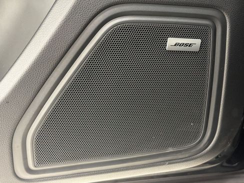Used 2026 Porsche Macan AWD/4WD image 26